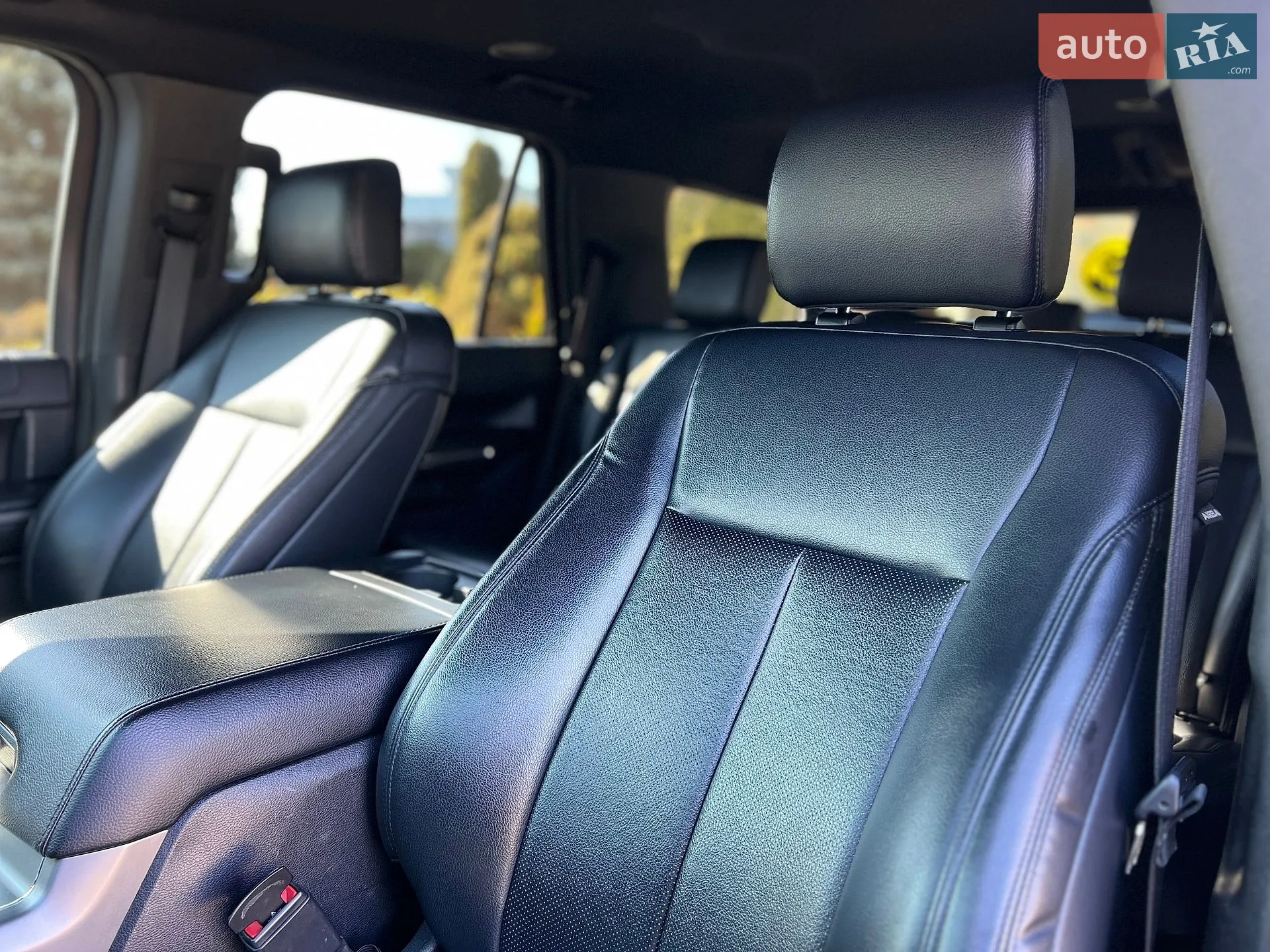 2019 Ford Expedition - мініатюра 11