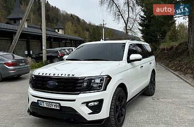 Внедорожник / Кроссовер Ford Expedition 2021 в Яремче