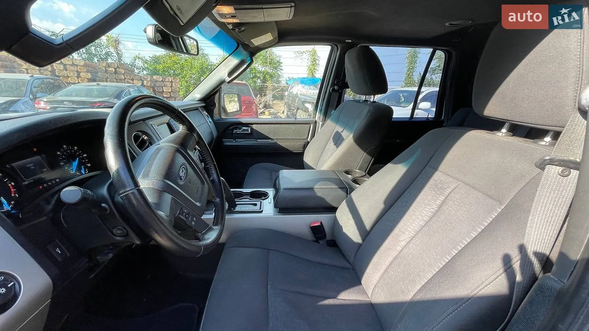 2016 Ford Expedition - мініатюра 8