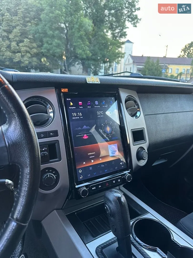 2016 Ford Expedition - мініатюра 25