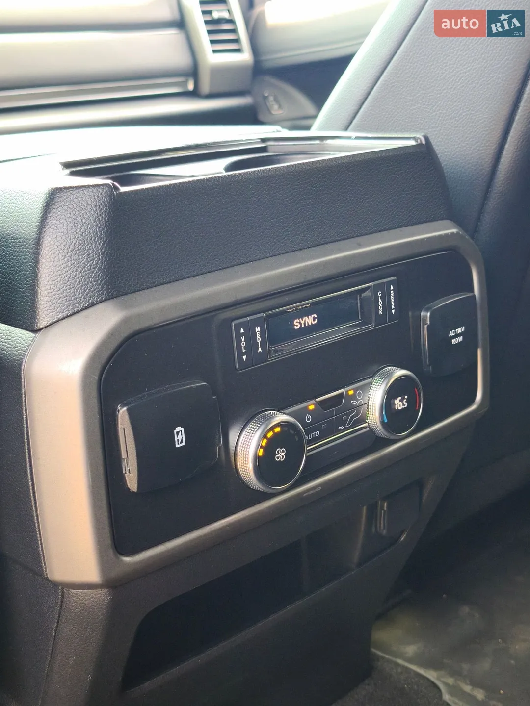 2019 Ford Expedition - мініатюра 12
