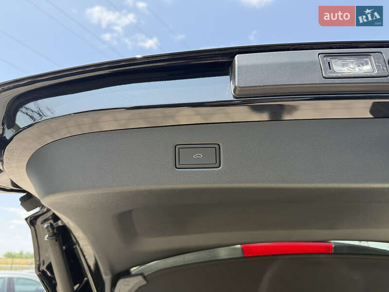 Позашляховик / Кросовер Ford Explorer EV 2024 в Дніпрі