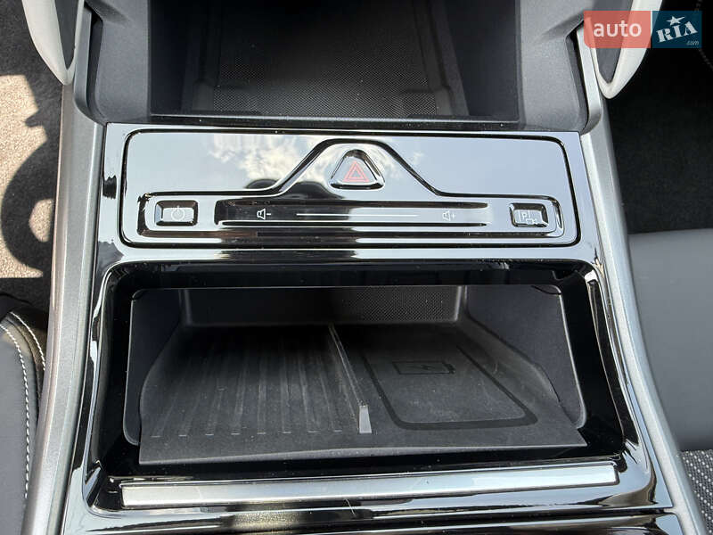 Позашляховик / Кросовер Ford Explorer EV 2024 в Дніпрі
