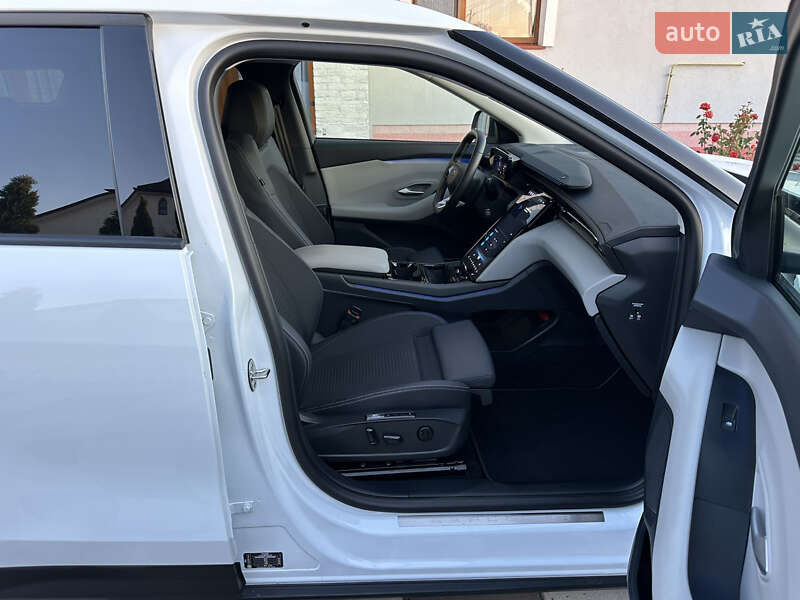 Позашляховик / Кросовер Ford Explorer EV 2024 в Летичіві