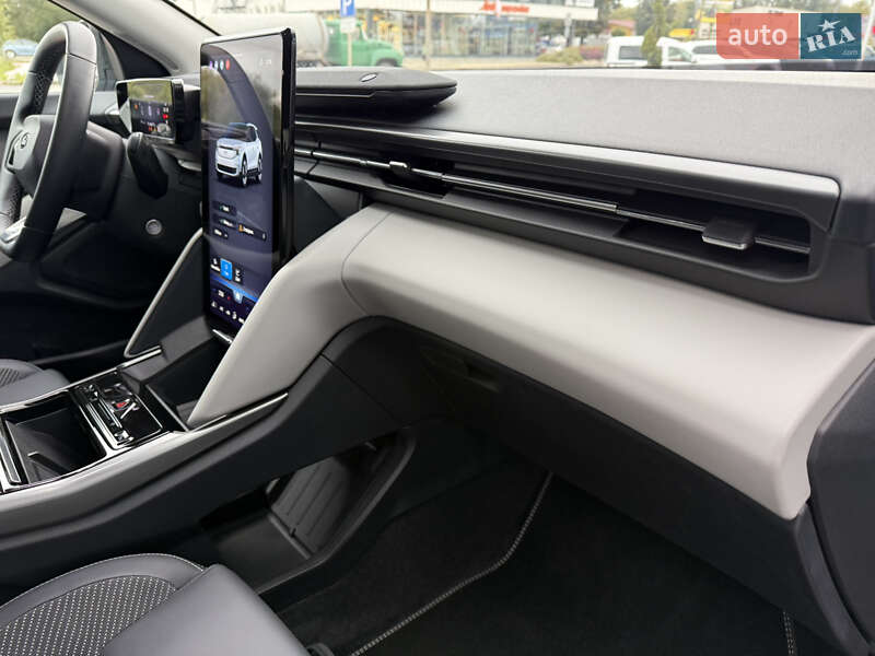 Позашляховик / Кросовер Ford Explorer EV 2025 в Хмельницькому фото 42 Позашляховик / Кросовер Ford Explorer EV 2025 в Хмельницькому