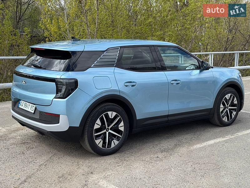 Внедорожник / Кроссовер Ford Explorer EV 2024 в Киеве