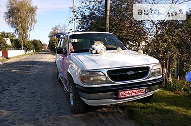 Внедорожник / Кроссовер Ford Explorer 1995 в Луцке
