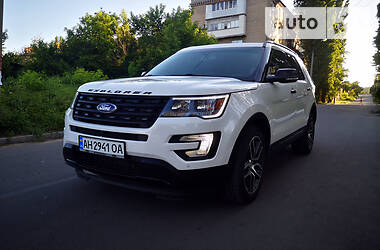 Внедорожник / Кроссовер Ford Explorer 2016 в Днепре