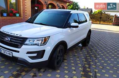 Позашляховик / Кросовер Ford Explorer 2016 в Рокитному