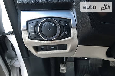 Внедорожник / Кроссовер Ford Explorer 2018 в 