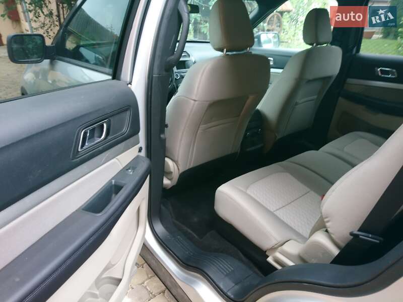 Внедорожник / Кроссовер Ford Explorer 2018 в Чорткове