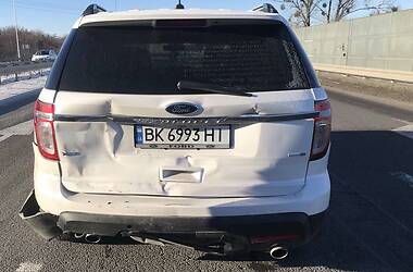 Внедорожник / Кроссовер Ford Explorer 2015 в Ровно