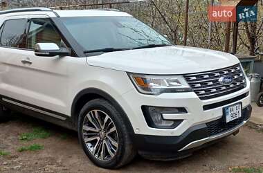 Внедорожник / Кроссовер Ford Explorer 2016 в 