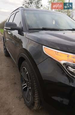 Внедорожник / Кроссовер Ford Explorer 2014 в Полтаве