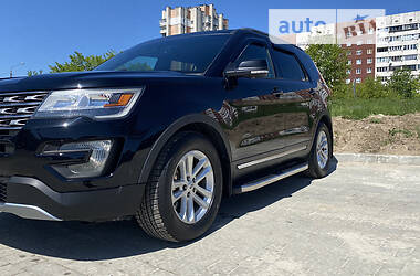 Позашляховик / Кросовер Ford Explorer 2015 в Києві