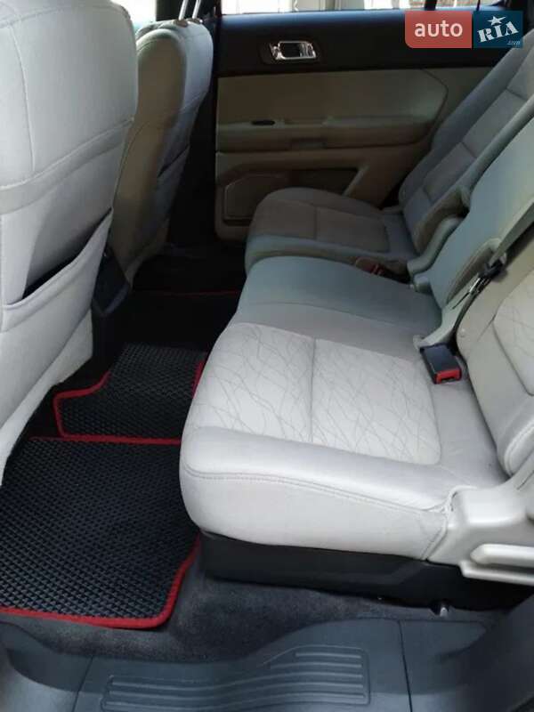 Внедорожник / Кроссовер Ford Explorer 2012 в Ковеле