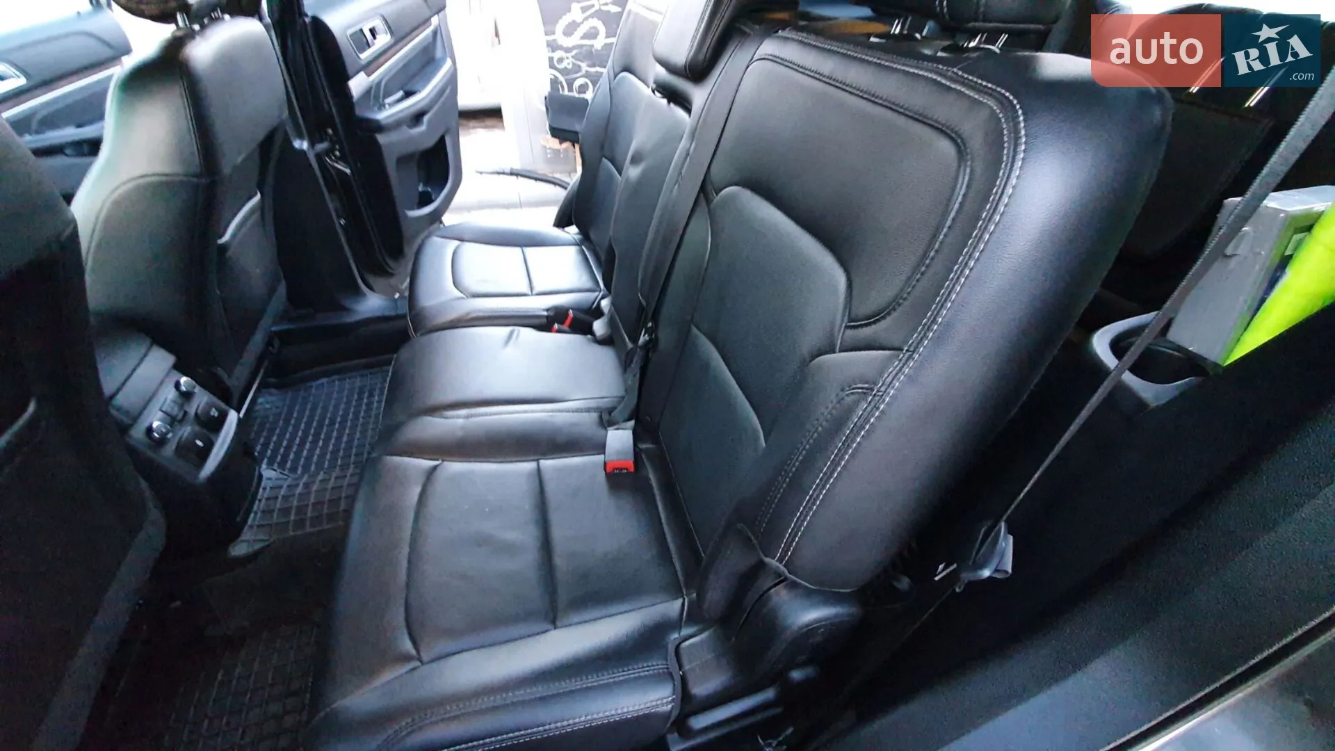2018 Ford Explorer - мініатюра 4