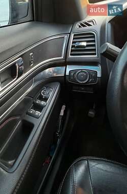 Позашляховик / Кросовер Ford Explorer 2015 в Харкові