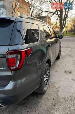 Позашляховик / Кросовер Ford Explorer 2015 в Харкові