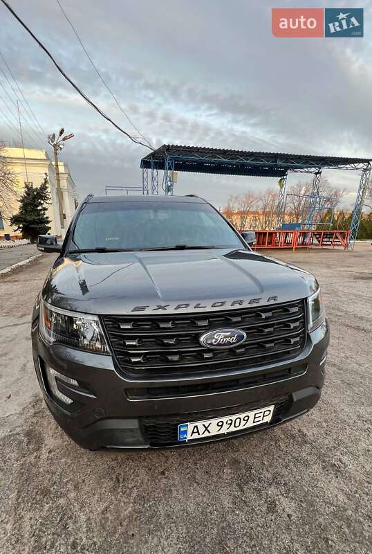 Позашляховик / Кросовер Ford Explorer 2015 в Харкові