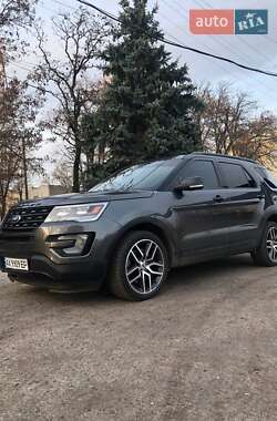 Позашляховик / Кросовер Ford Explorer 2015 в Харкові