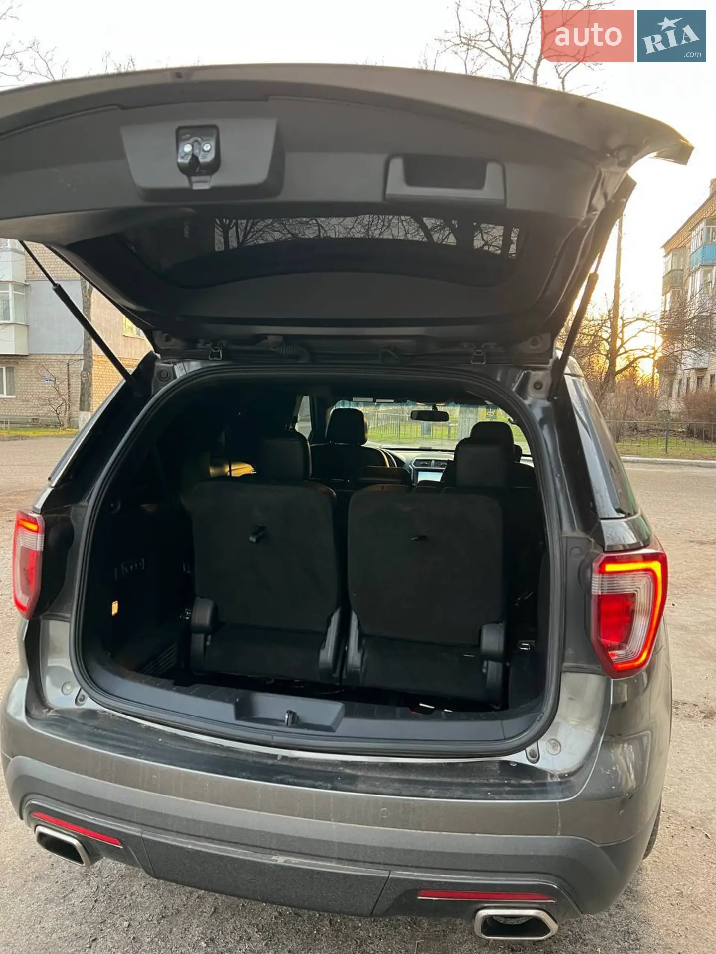 2015 Ford Explorer - мініатюра 11