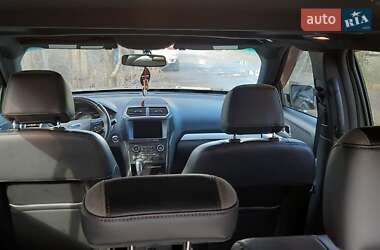 Внедорожник / Кроссовер Ford Explorer 2017 в 