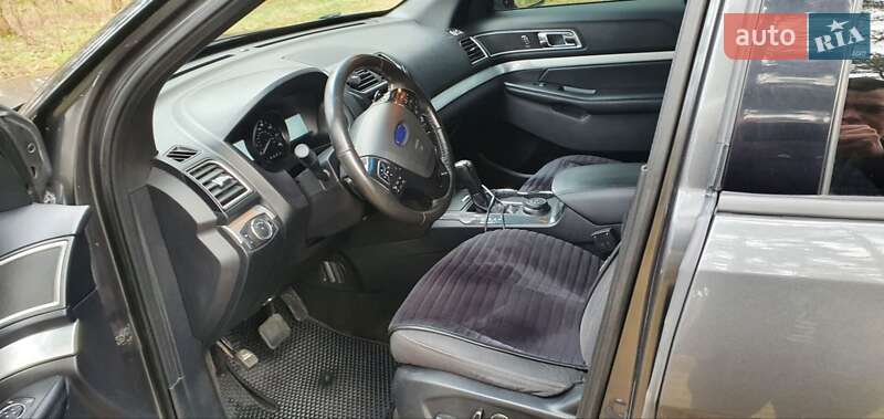 Внедорожник / Кроссовер Ford Explorer 2015 в Киеве