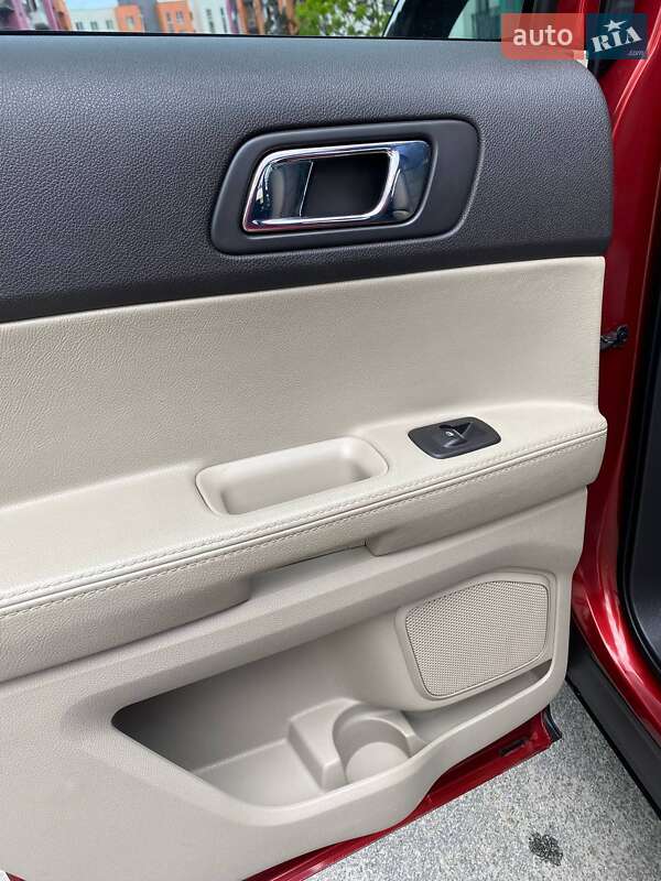 Внедорожник / Кроссовер Ford Explorer 2013 в Киеве