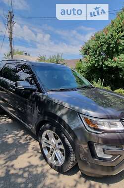 Внедорожник / Кроссовер Ford Explorer 2015 в 