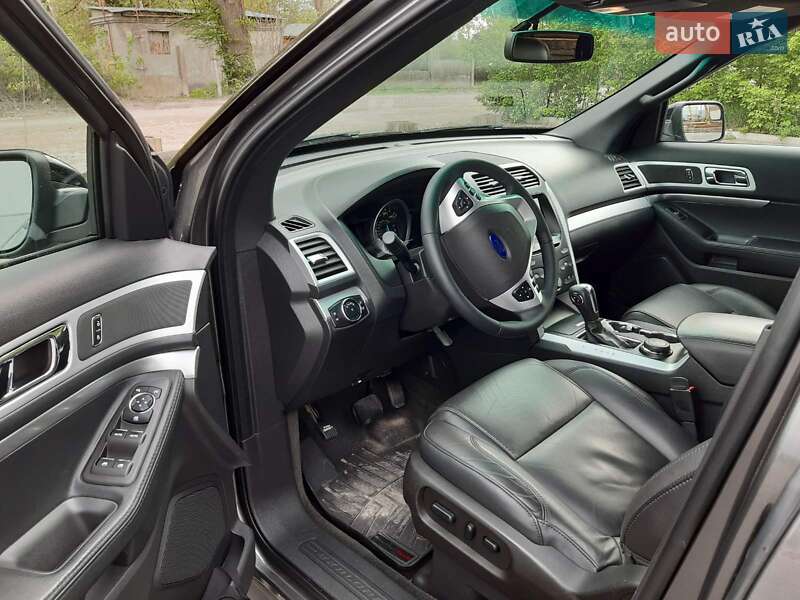 Внедорожник / Кроссовер Ford Explorer 2015 в Тернополе