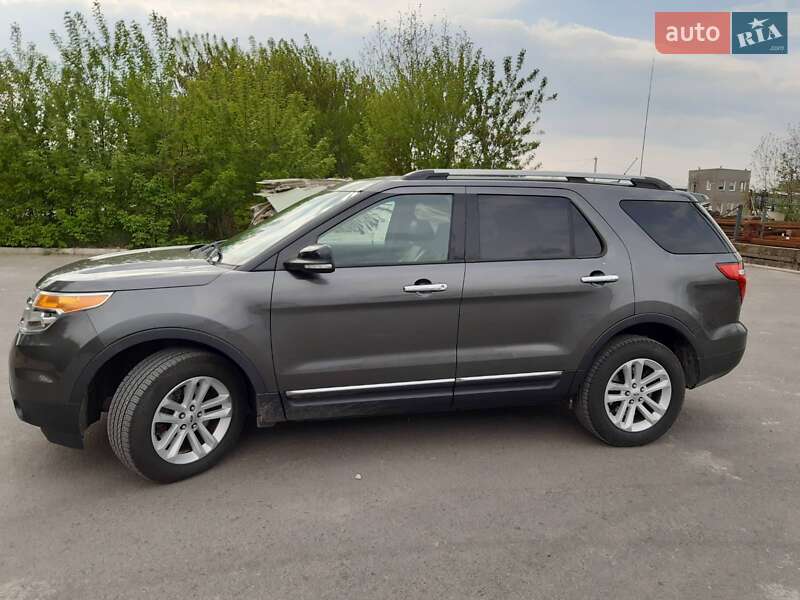 Внедорожник / Кроссовер Ford Explorer 2015 в Тернополе
