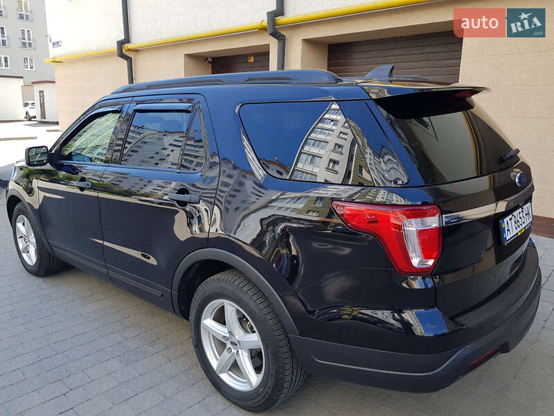 Позашляховик / Кросовер Ford Explorer 2018 в Івано-Франківську