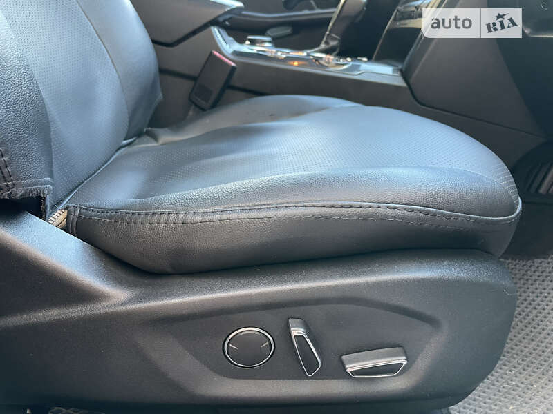 Позашляховик / Кросовер Ford Explorer 2018 в Тернополі фото 14 Позашляховик / Кросовер Ford Explorer 2018 в Тернополі