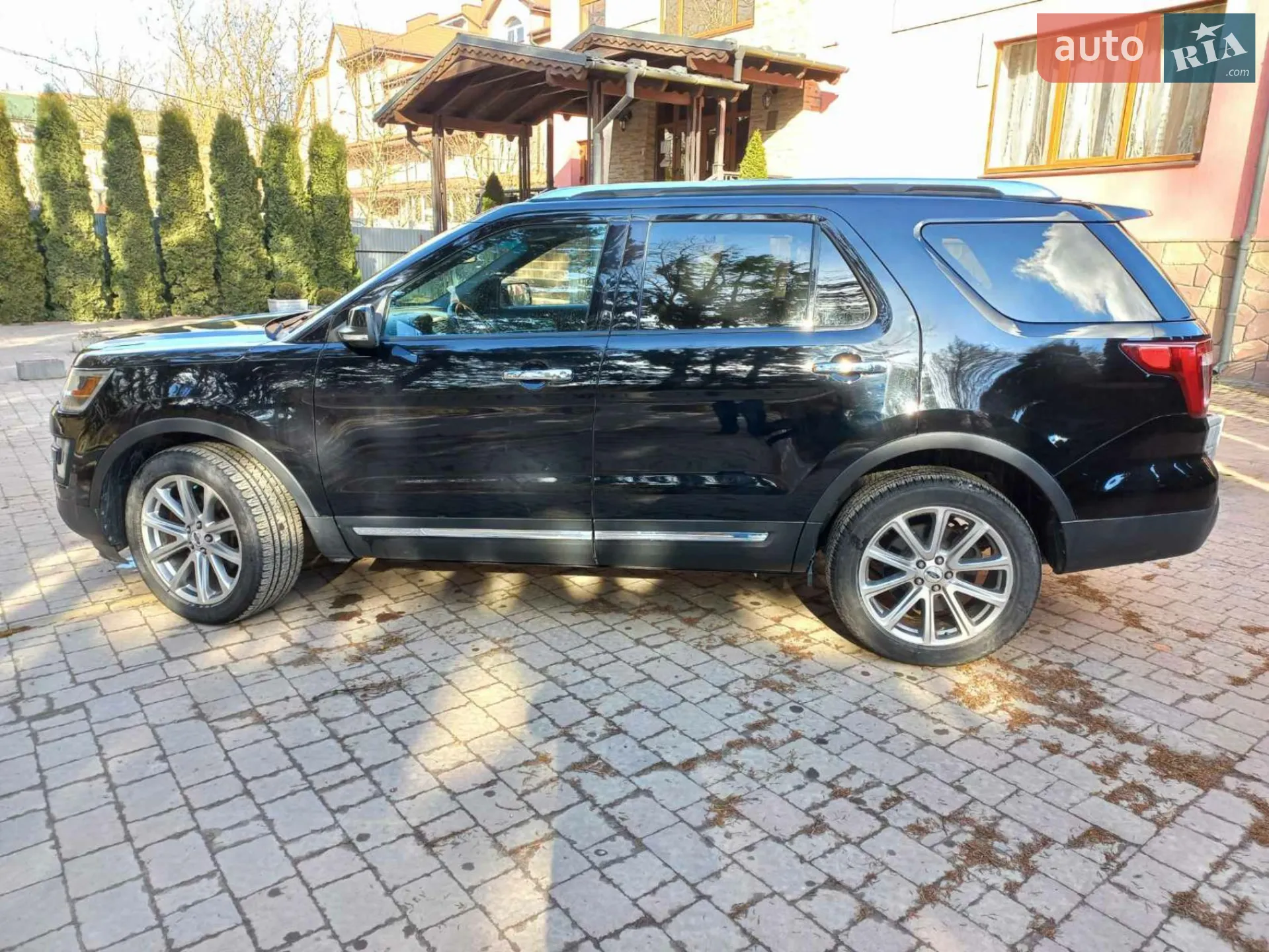 2016 Ford Explorer - фото 1