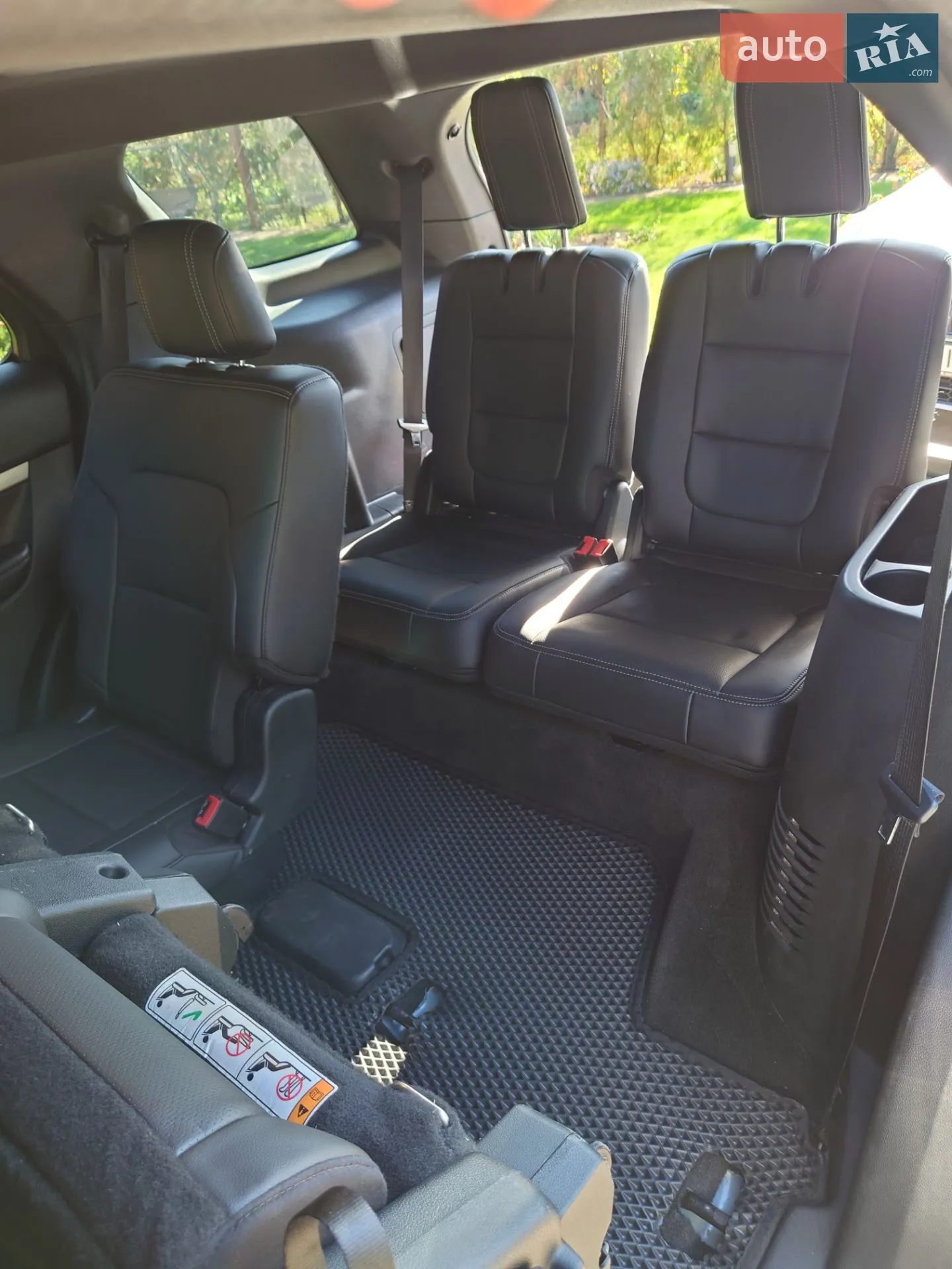 2017 Ford Explorer - мініатюра 25