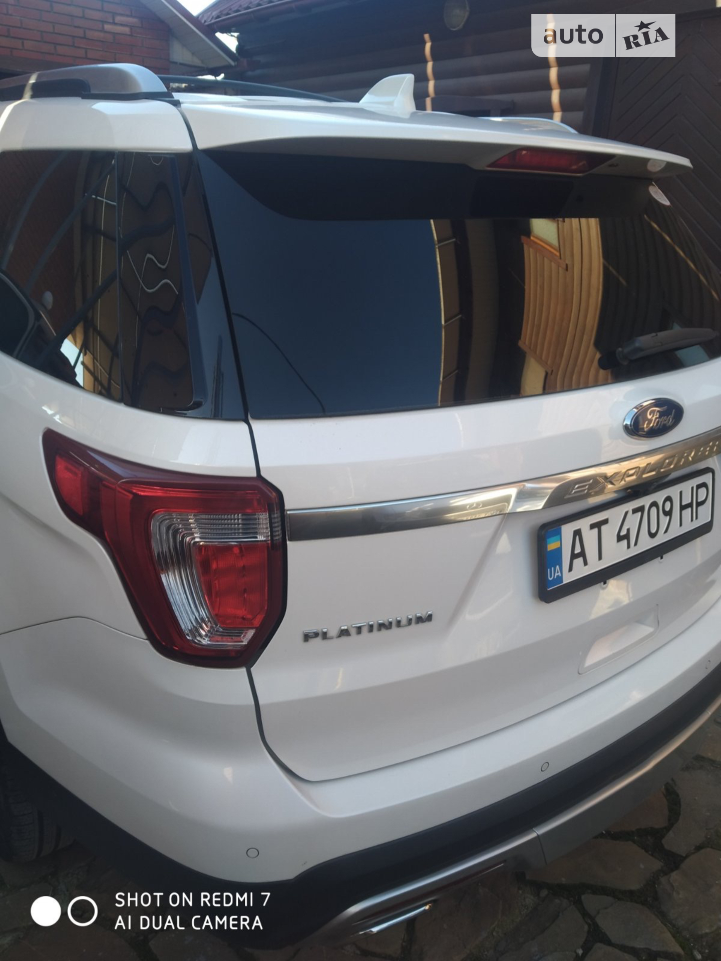 2016 Ford Explorer - мініатюра 2
