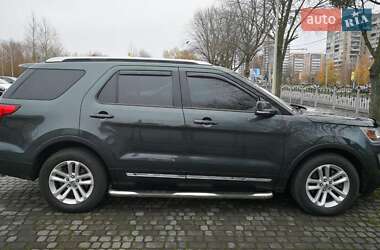 Внедорожник / Кроссовер Ford Explorer 2015 в Львове