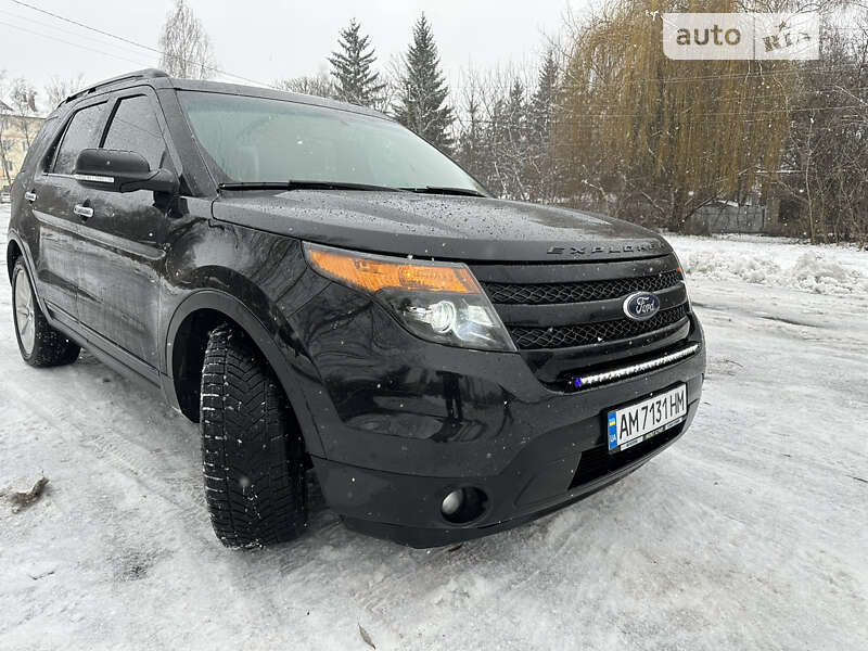 Позашляховик / Кросовер Ford Explorer 2013 в Житомирі