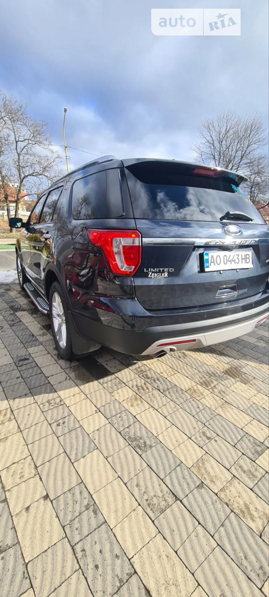 2016 Ford Explorer - мініатюра 5