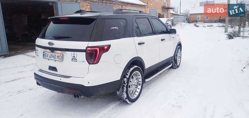 Позашляховик / Кросовер Ford Explorer 2017 в Деражні фото 5 Позашляховик / Кросовер Ford Explorer 2017 в Деражні
