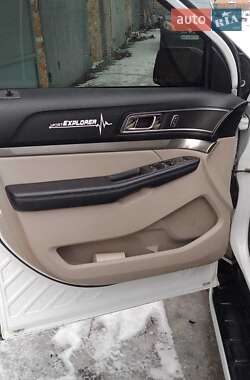 Позашляховик / Кросовер Ford Explorer 2017 в Деражні фото 28 Позашляховик / Кросовер Ford Explorer 2017 в Деражні