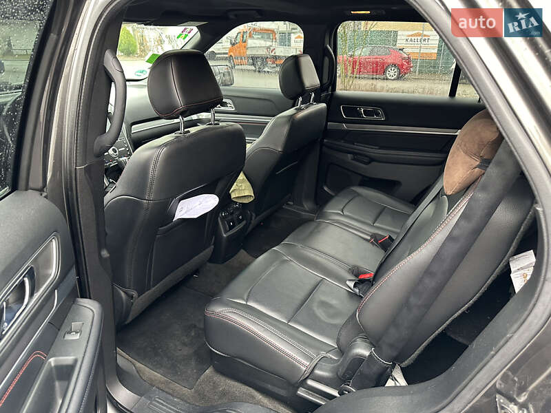 Позашляховик / Кросовер Ford Explorer 2017 в Києві