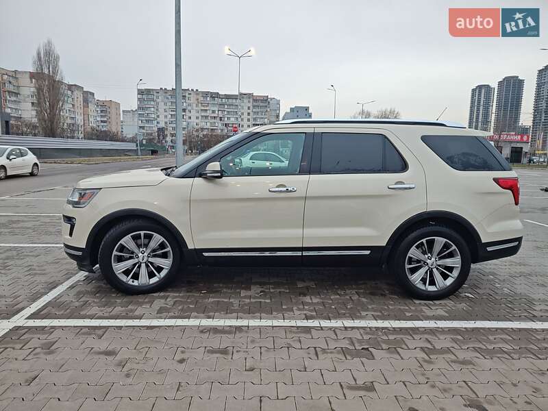 Позашляховик / Кросовер Ford Explorer 2018 в Києві