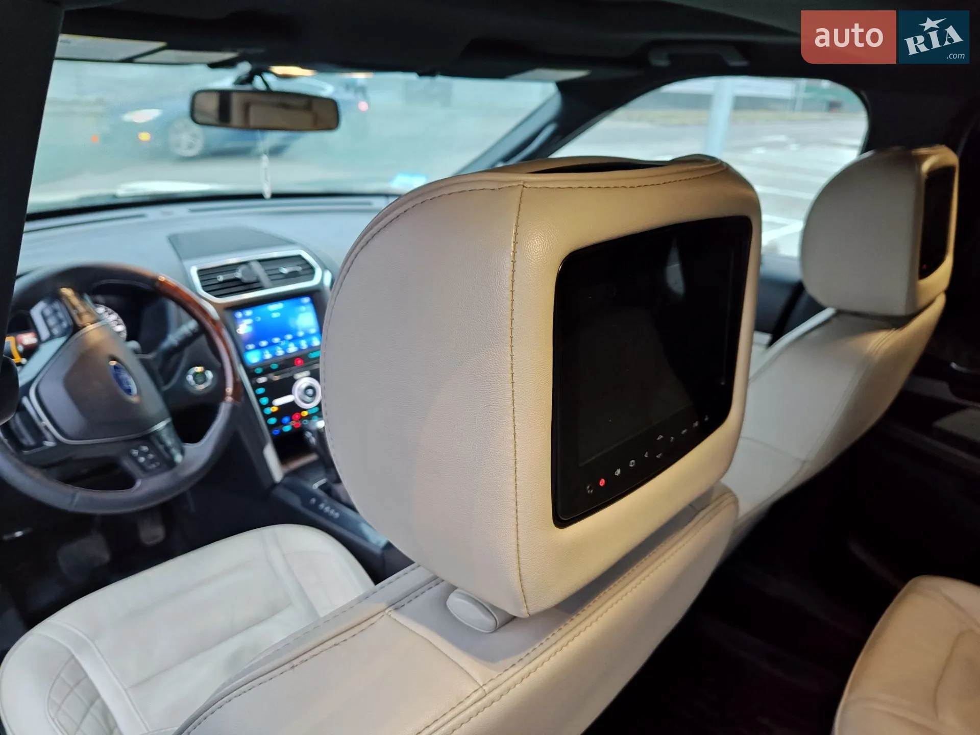 2018 Ford Explorer - мініатюра 15