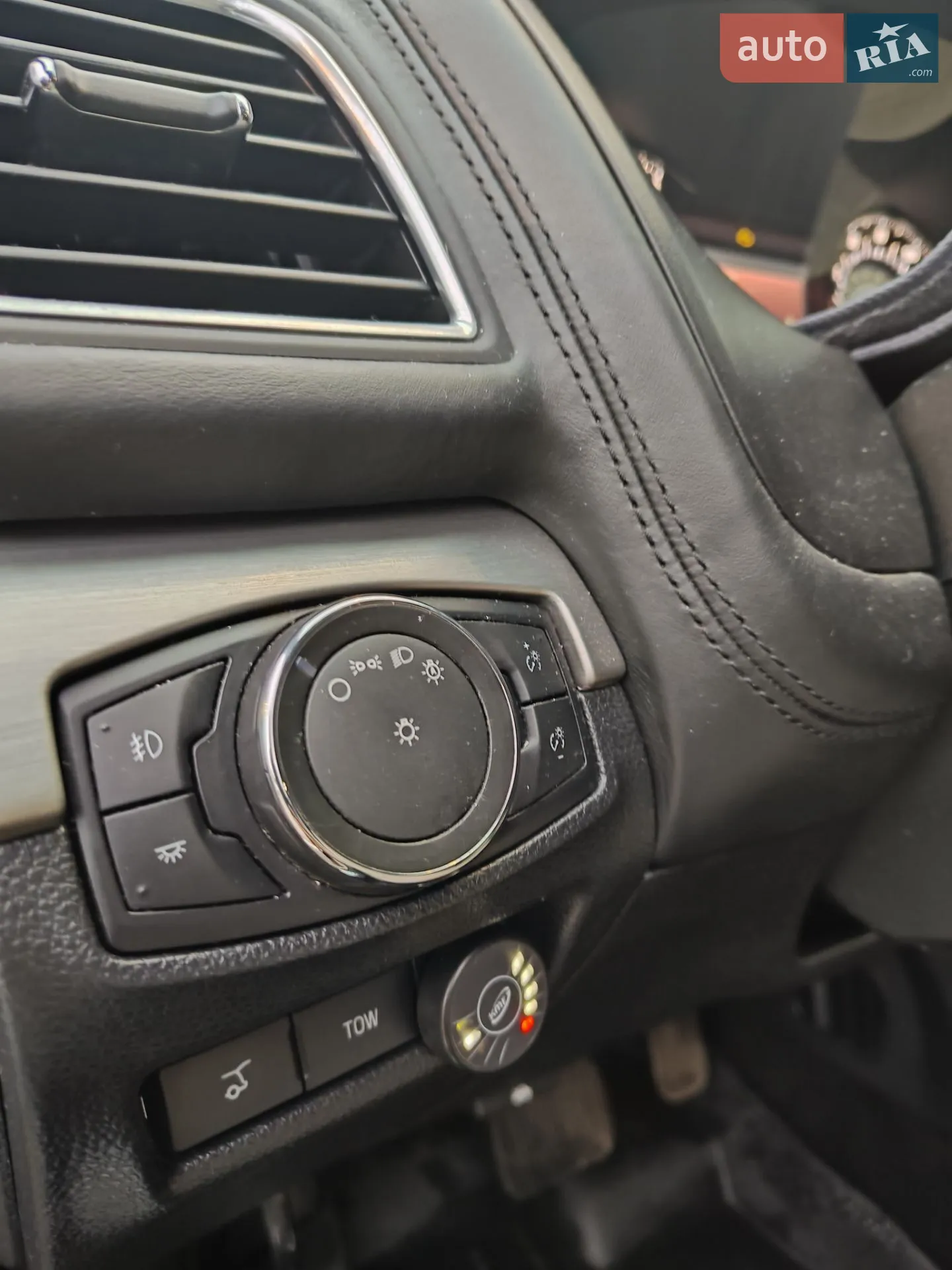 2018 Ford Explorer - мініатюра 21