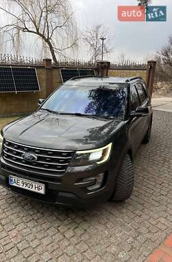 Внедорожник / Кроссовер Ford Explorer 2016 в Павлограде