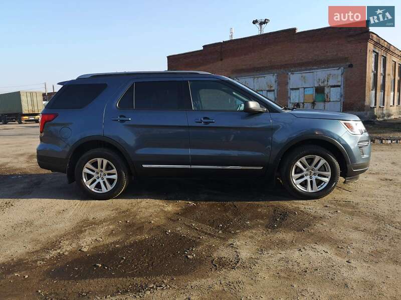 Позашляховик / Кросовер Ford Explorer 2018 в Лубнах