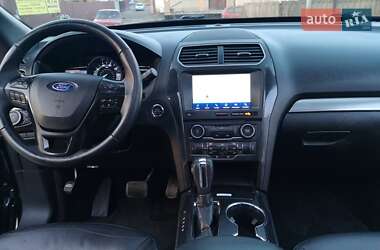 Внедорожник / Кроссовер Ford Explorer 2018 в Лубнах