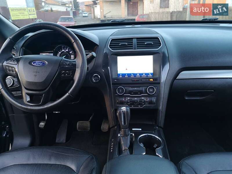 Внедорожник / Кроссовер Ford Explorer 2018 в Лубнах